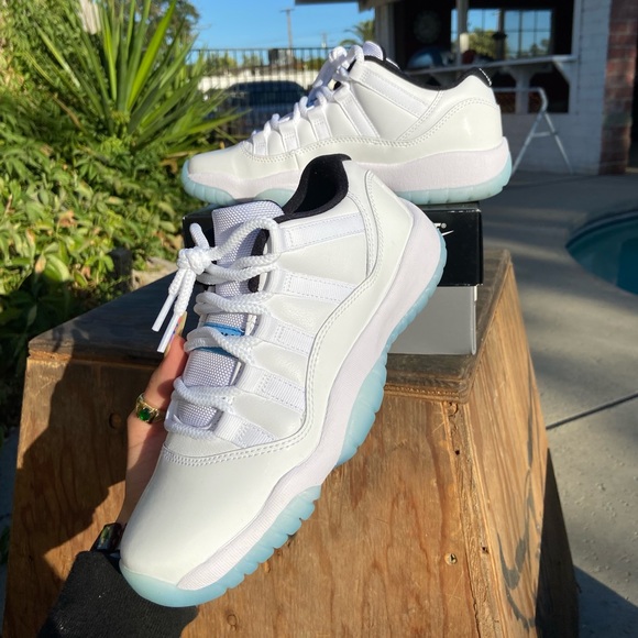 Air Jordan 11 Retro ‘Legend Blue' ( SOLD) - Picture 1 of 7